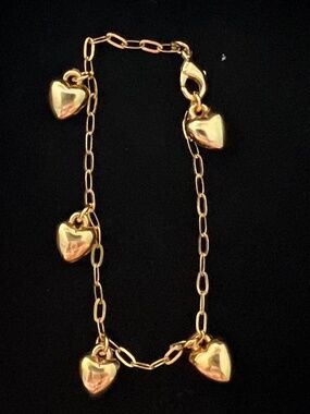 Gold heart charm bracelet